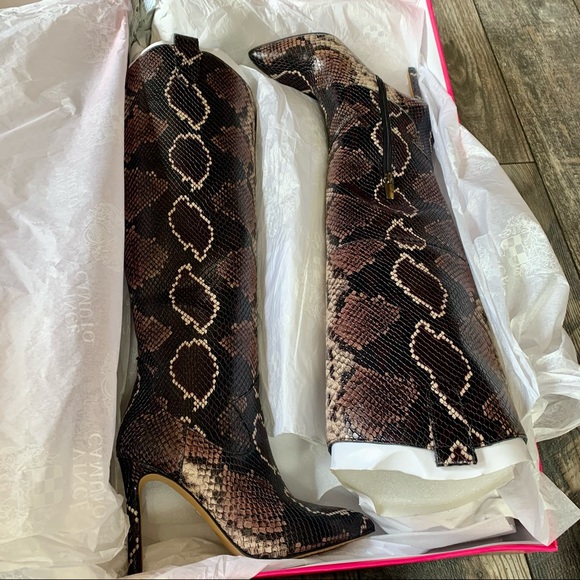 Vince Camuto Shoes - Vince Camuto Kervana Snake Leather Boots Size 5M